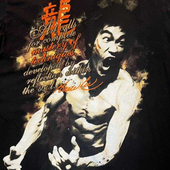 Bruce Lee Adult LG Focused Rage Graphic T-shirt - Picture 2 of 4
